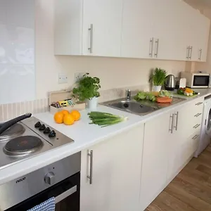 Apartment Stayzo Castle Point 6 - Premier, Southampton
